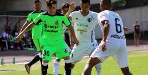 Yeferson-Soteldo_Zamora-FC_vs_Estudiantes-CSC_Clausura2016_web-1100x556