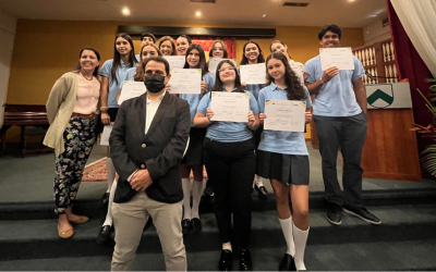 Alumnos del Colegio Integral El Ávila aprenden sobre comunicación multimedia en la UMA