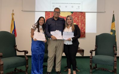 Realizamos la primera entrega del reconocimiento Dr. Enrique Pérez Olivares a jóvenes profesores universitarios